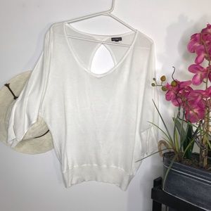 ✨Cute top for brunch✨